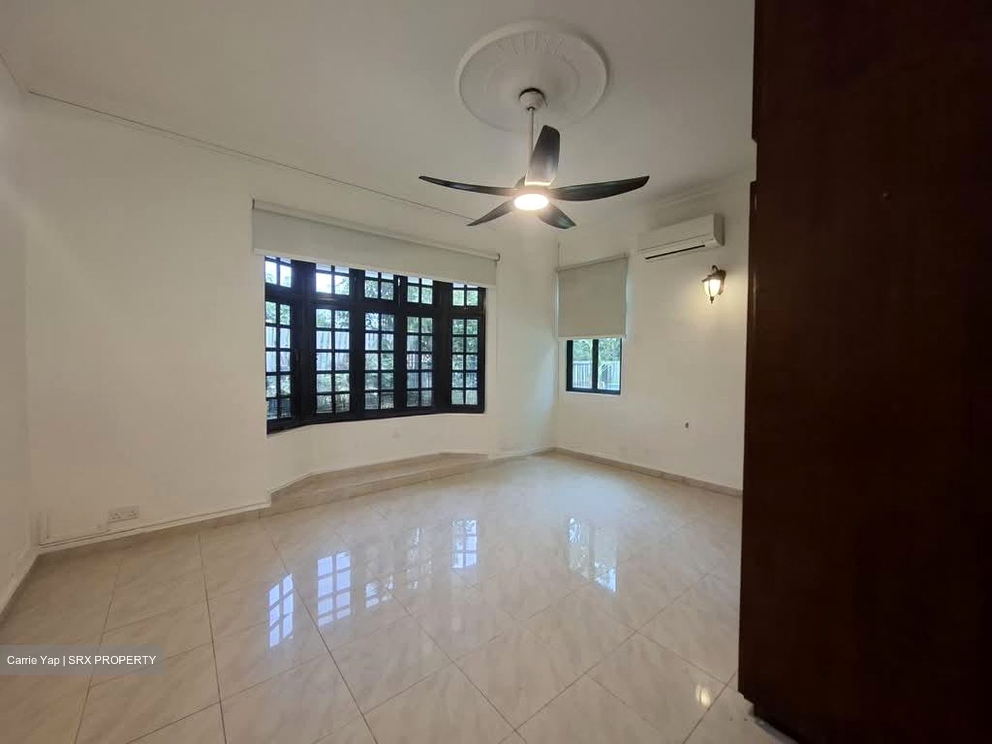 Holland Road (D10), Detached #561981301